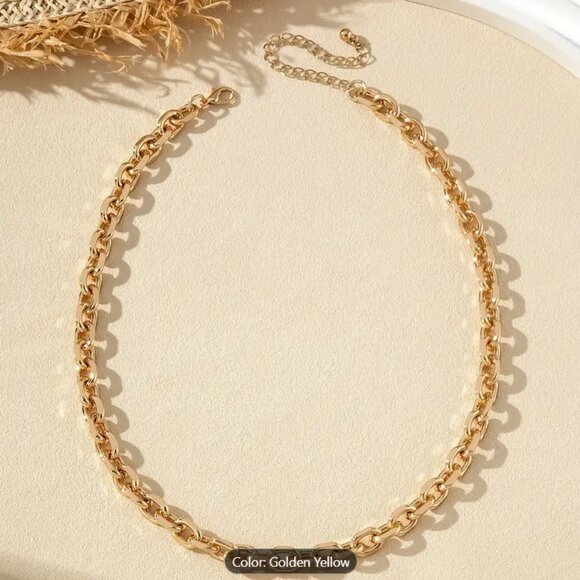 Gold Plated Luxurious Fashion Necklace - Picture 3 of 5